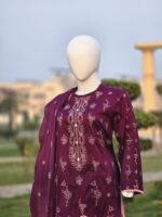 EMBROIDERED SUIT 3PCs - Image 7